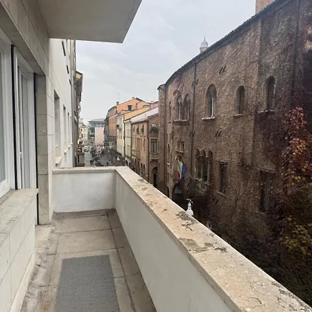 Santa Lucia 4* Padua